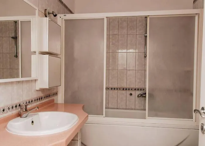 Apartamento Cosy In A Quiet Neighborhood